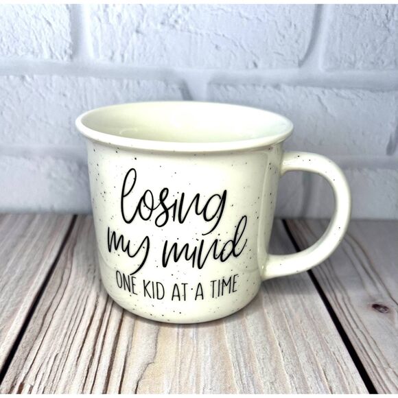 New "Losing My Mind One Kid At A Time" Ceramic Mug - New - Picture 1 of 1